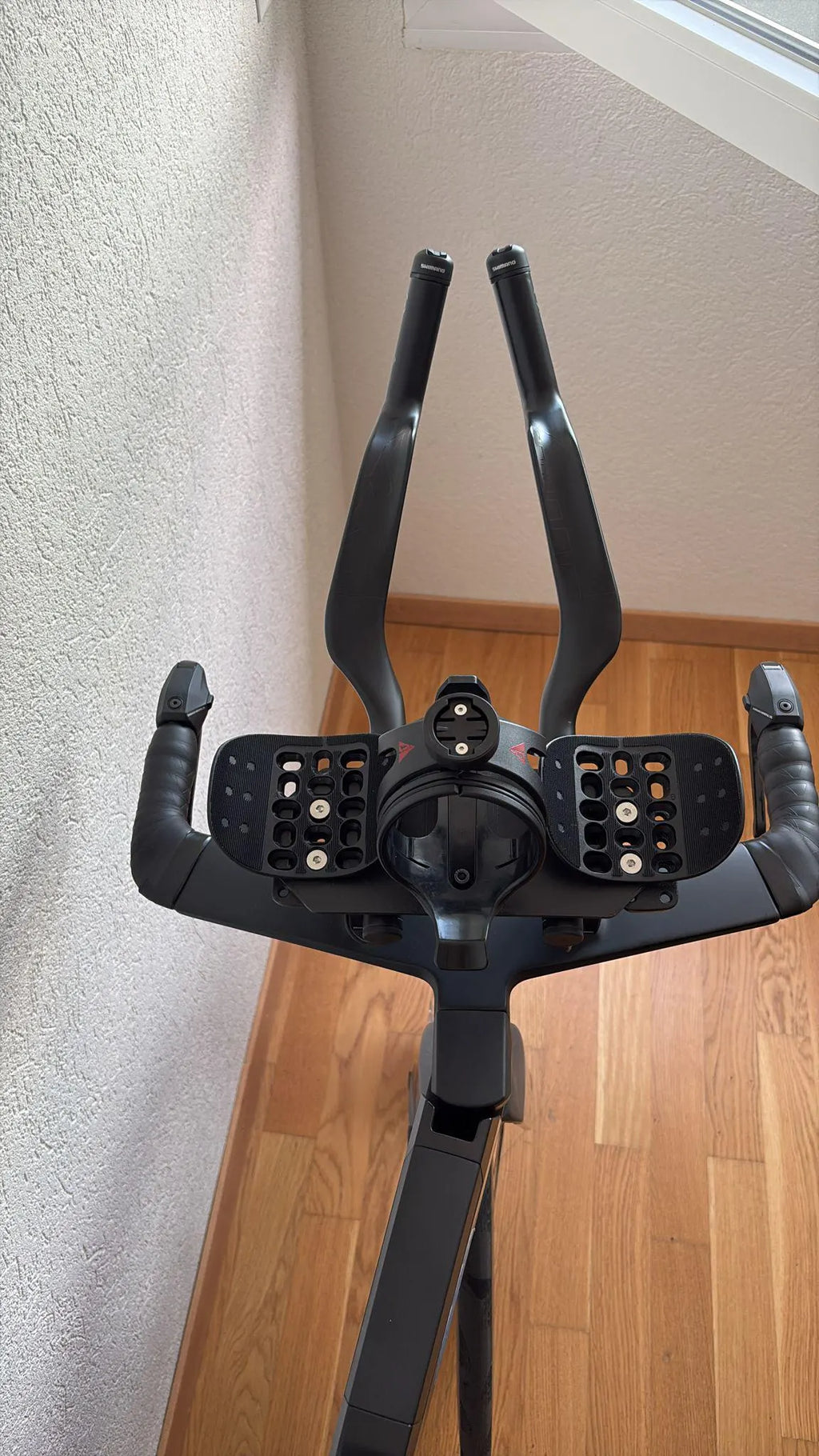 Sistema BTA universal para portabidón entre los acoples - Triatlon
